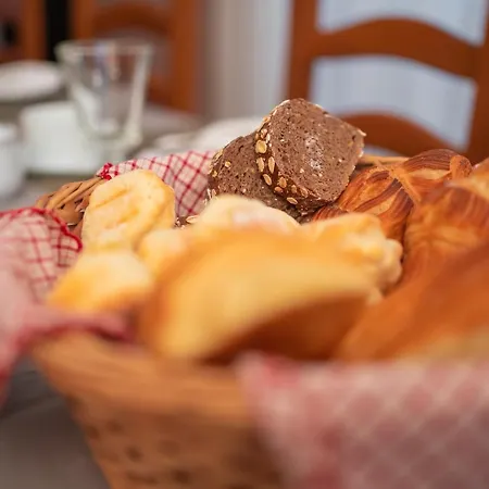 L'auberge Des 3 Bérets D'hotes Maison d'hôtes
